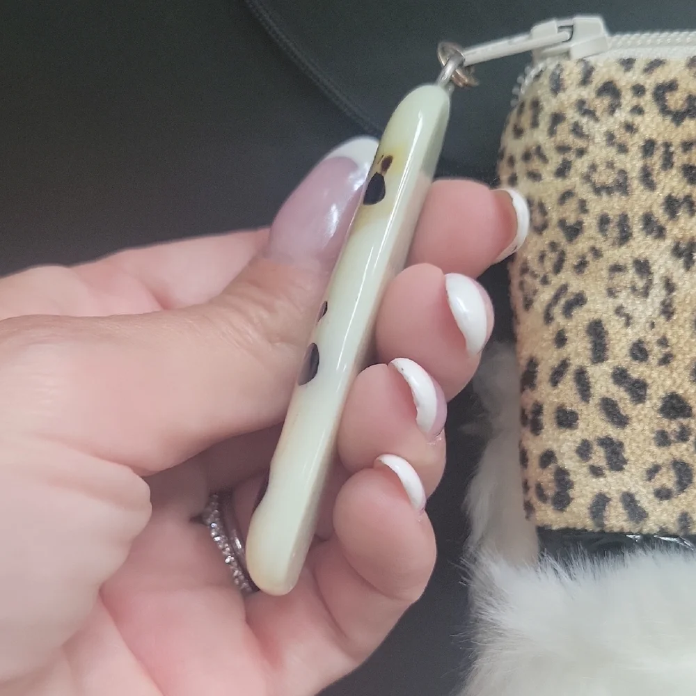 Handmade chic crossbody